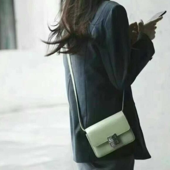 NWT Authentic Givenchy Pistachio Patent Leather 4G Mini Crossbody Bag - Picture 5 of 8